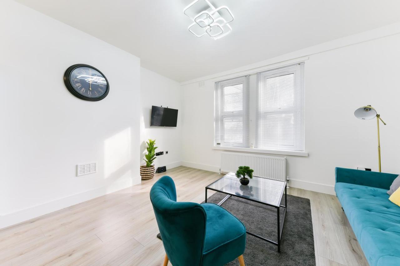 New Stylish 1 Bedroom Apartment - Flat D Norwood Luaran gambar
