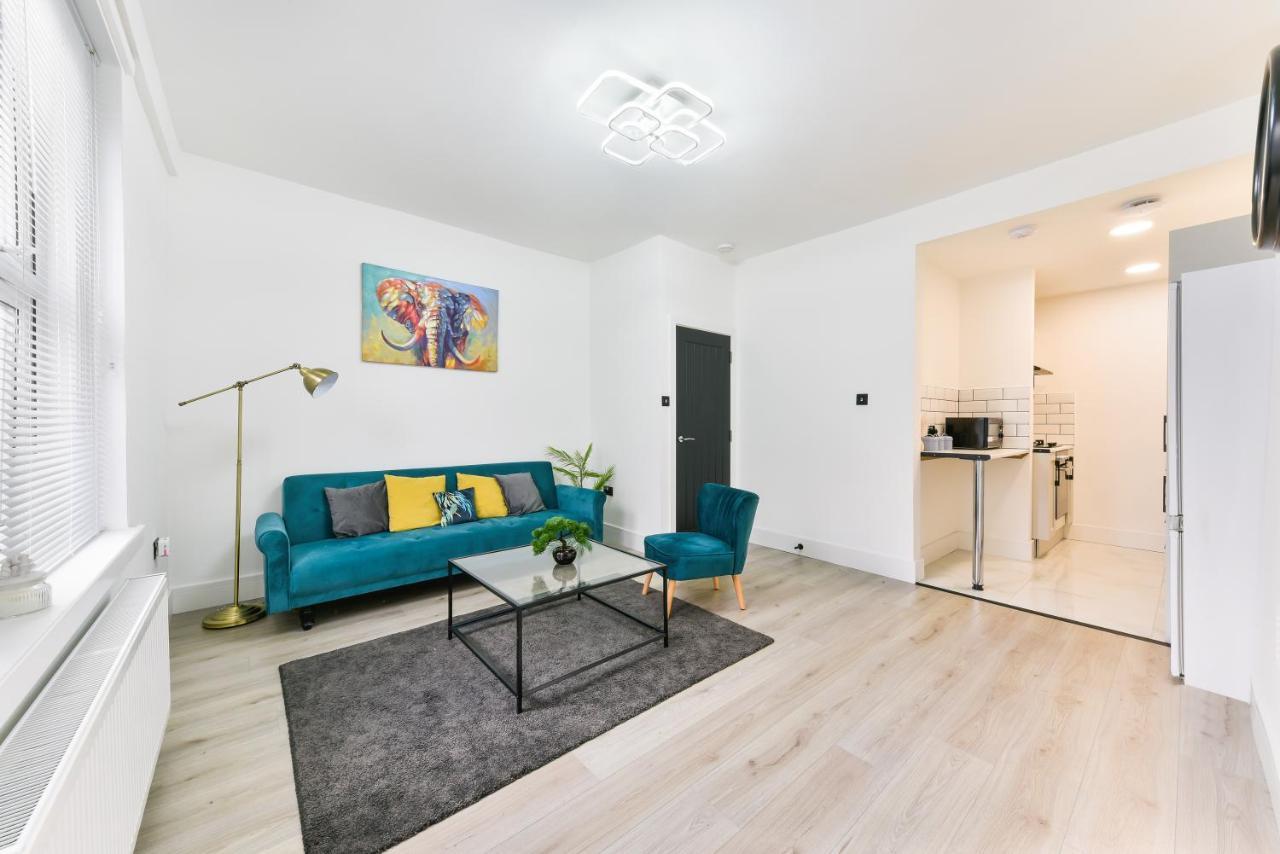 New Stylish 1 Bedroom Apartment - Flat D Norwood Luaran gambar