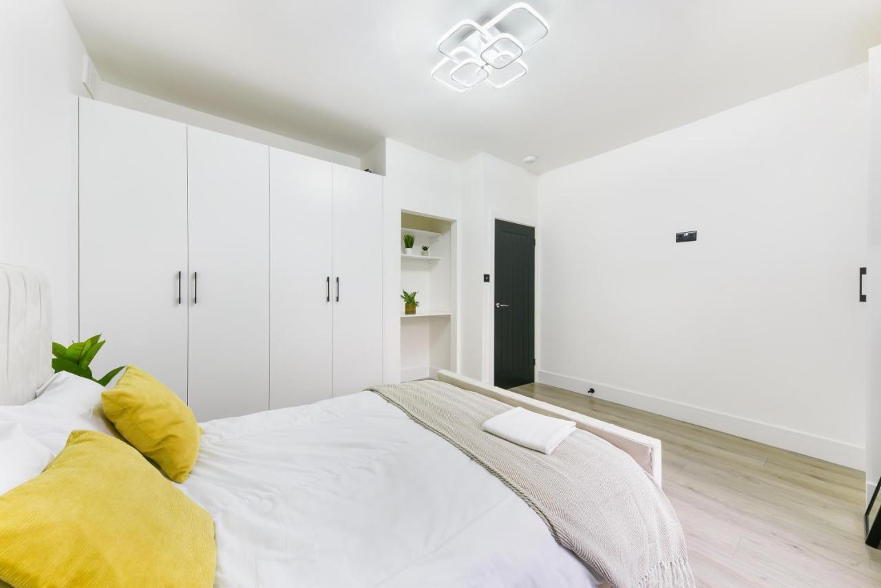 New Stylish 1 Bedroom Apartment - Flat D Norwood Luaran gambar