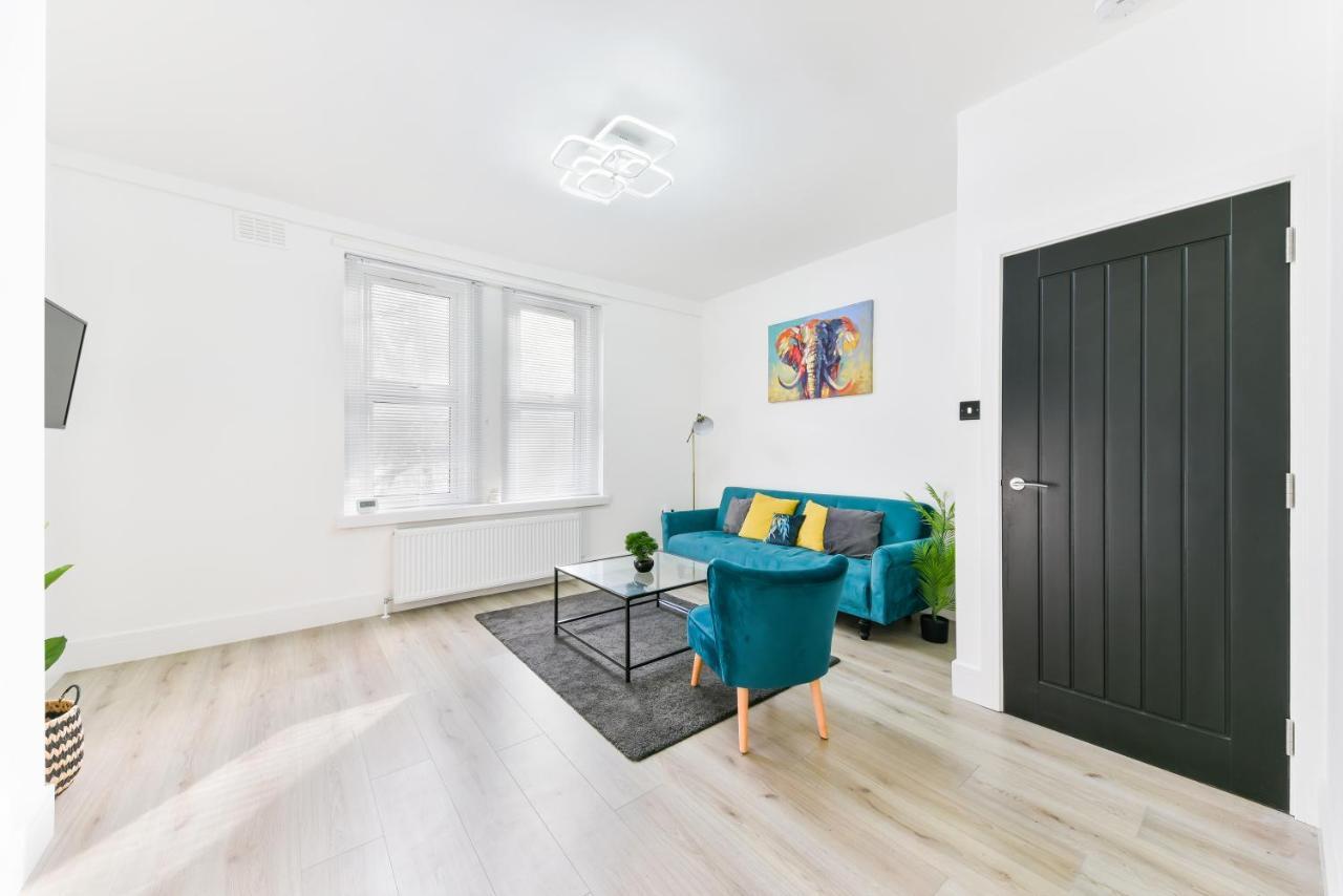 New Stylish 1 Bedroom Apartment - Flat D Norwood Luaran gambar